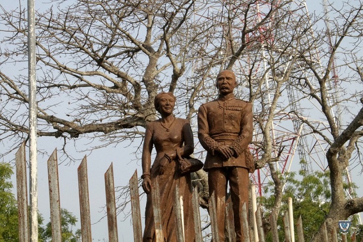 Statues of Lord Lugard and Flora Shaw at the Mount Patti, Lokoja