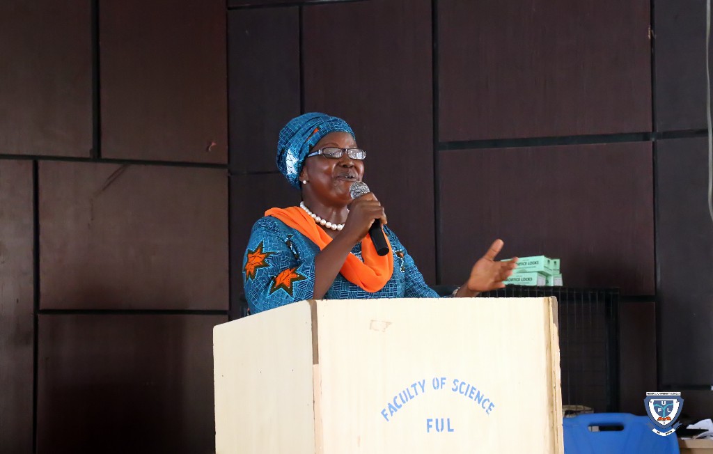 Mrs. Sara D. Yani, Head of Digital Library delivering lecture on the use of Library at the orientation programme