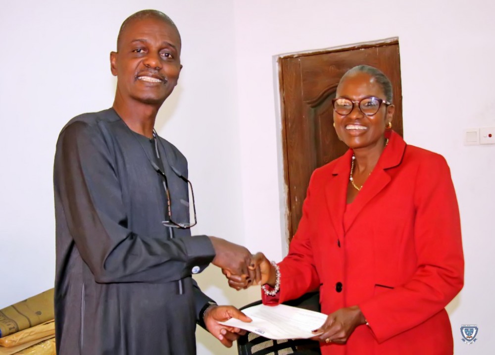 photo-news-ful-incoming-registrar-mrs-rebecca-okojie-receives-appointment-letter-at-felele-campus