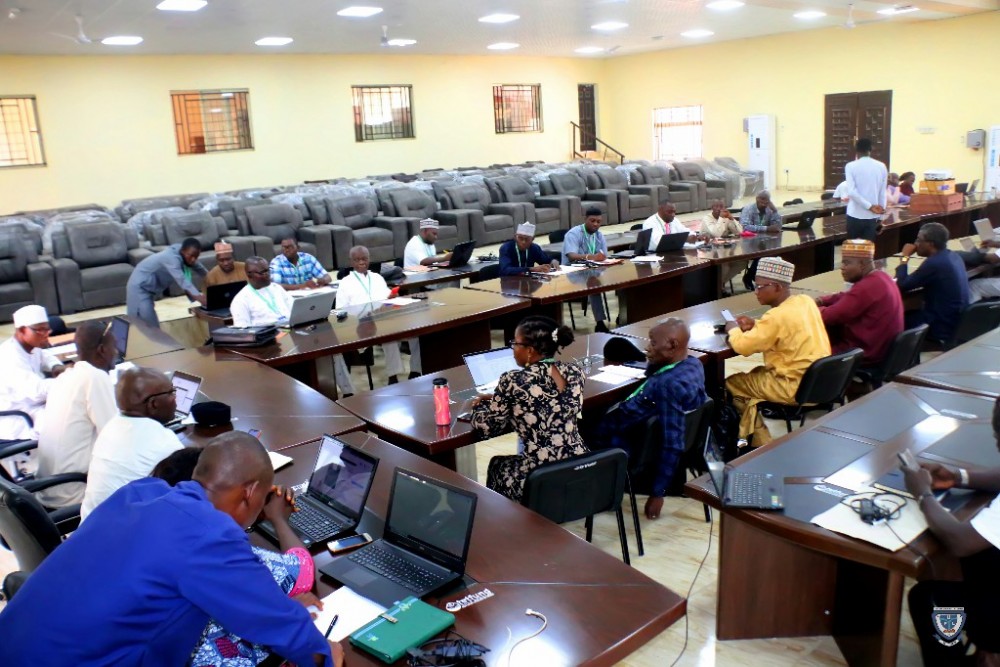 Photo News: Ful Management Holds First Meeting At Felele Campus, Goes Paperless